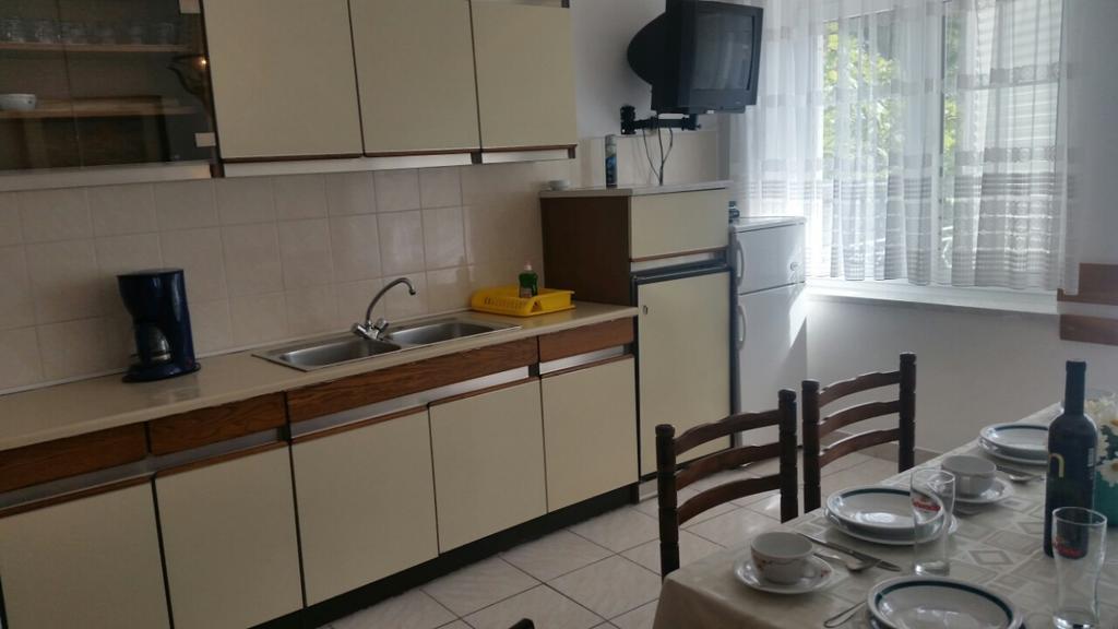 Apartmani Royal Zganec Crikvenica Buitenkant foto