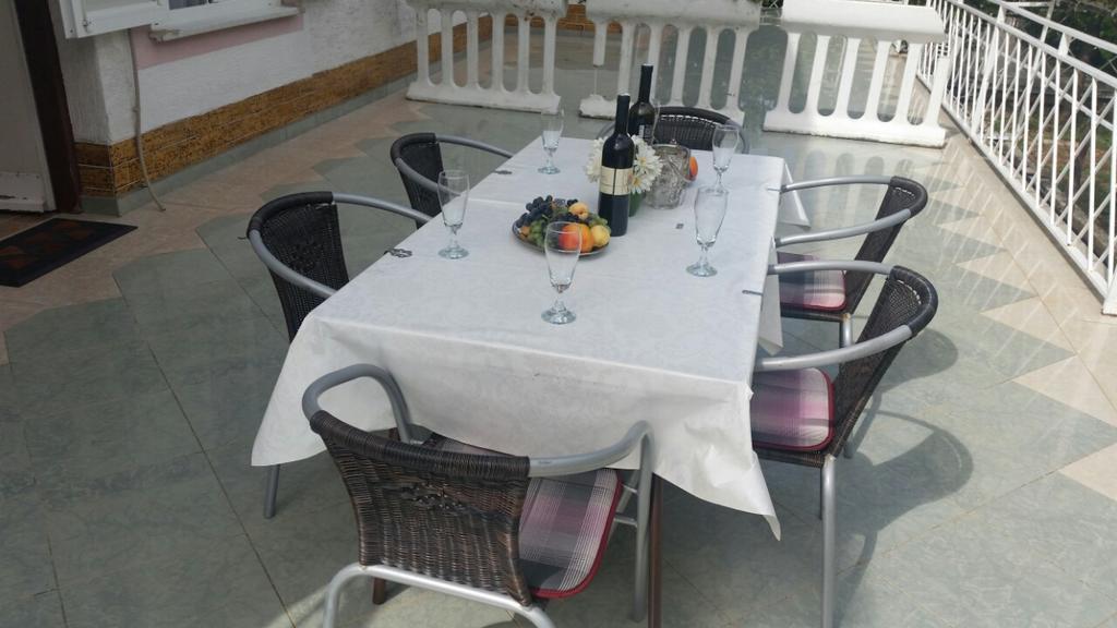 Apartmani Royal Zganec Crikvenica Buitenkant foto