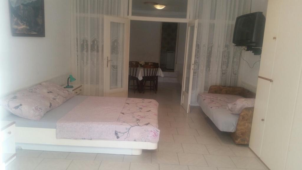 Apartmani Royal Zganec Crikvenica Buitenkant foto