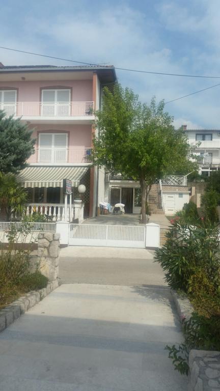 Apartmani Royal Zganec Crikvenica Buitenkant foto