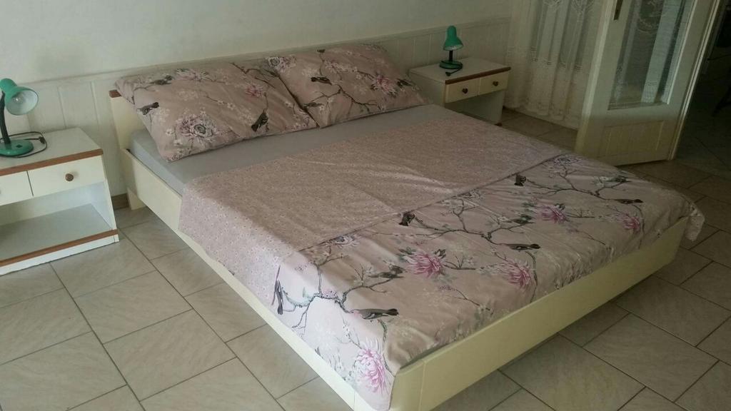 Apartmani Royal Zganec Crikvenica Buitenkant foto